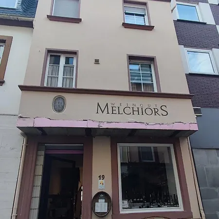 Apartment Mit Terrasse Zell an der Mosel
