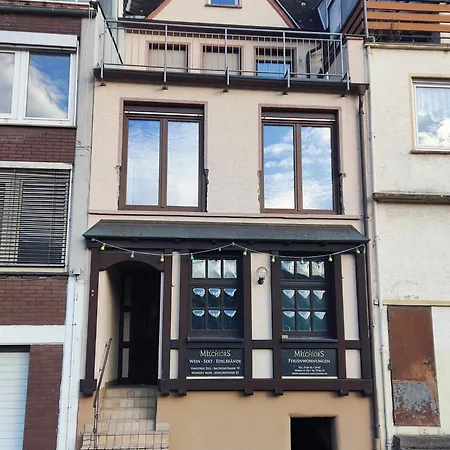 Apartment Mit Terrasse Zell an der Mosel